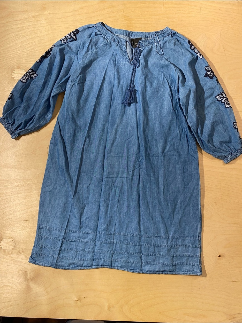 new directions Blue Embroidered Chambray Dress Medium (SA)